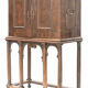 Travel cabinet on its base
