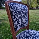 Medallion chair