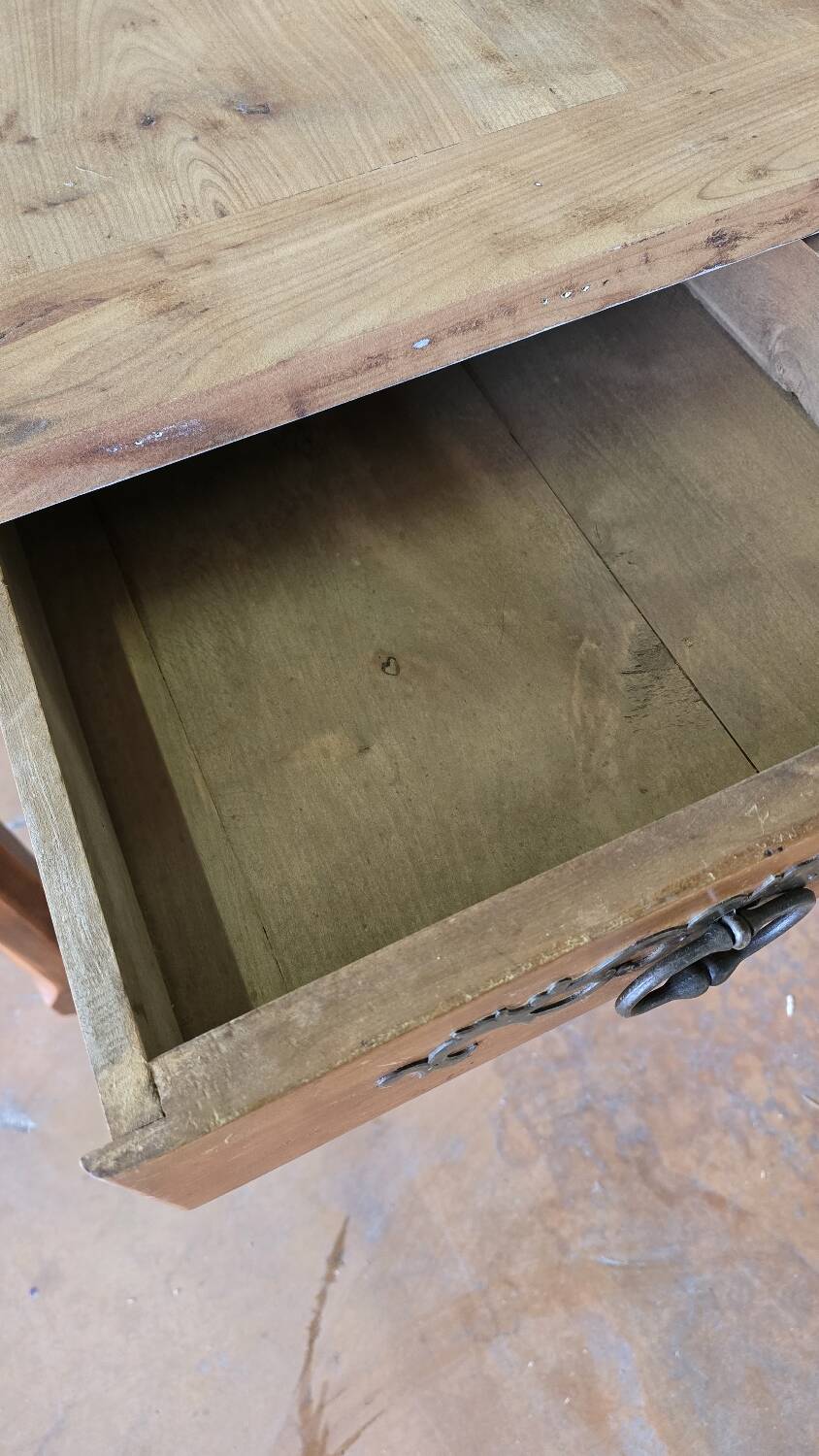 Farm table in solid pine with two drawers – 19th century