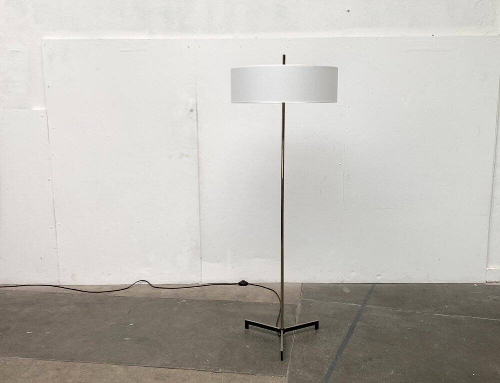 Mid-century minimalist Danish tripod floor lamp, 1960s