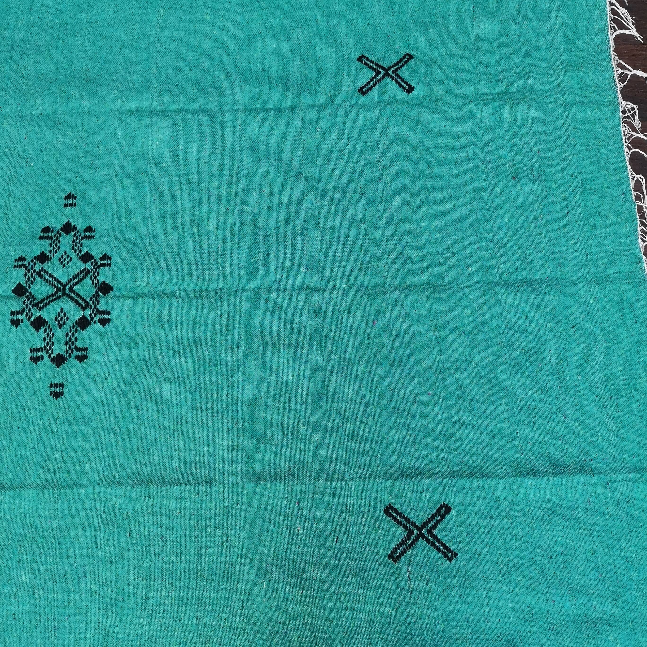 Berber green cotton carpet 140 x 225 cm