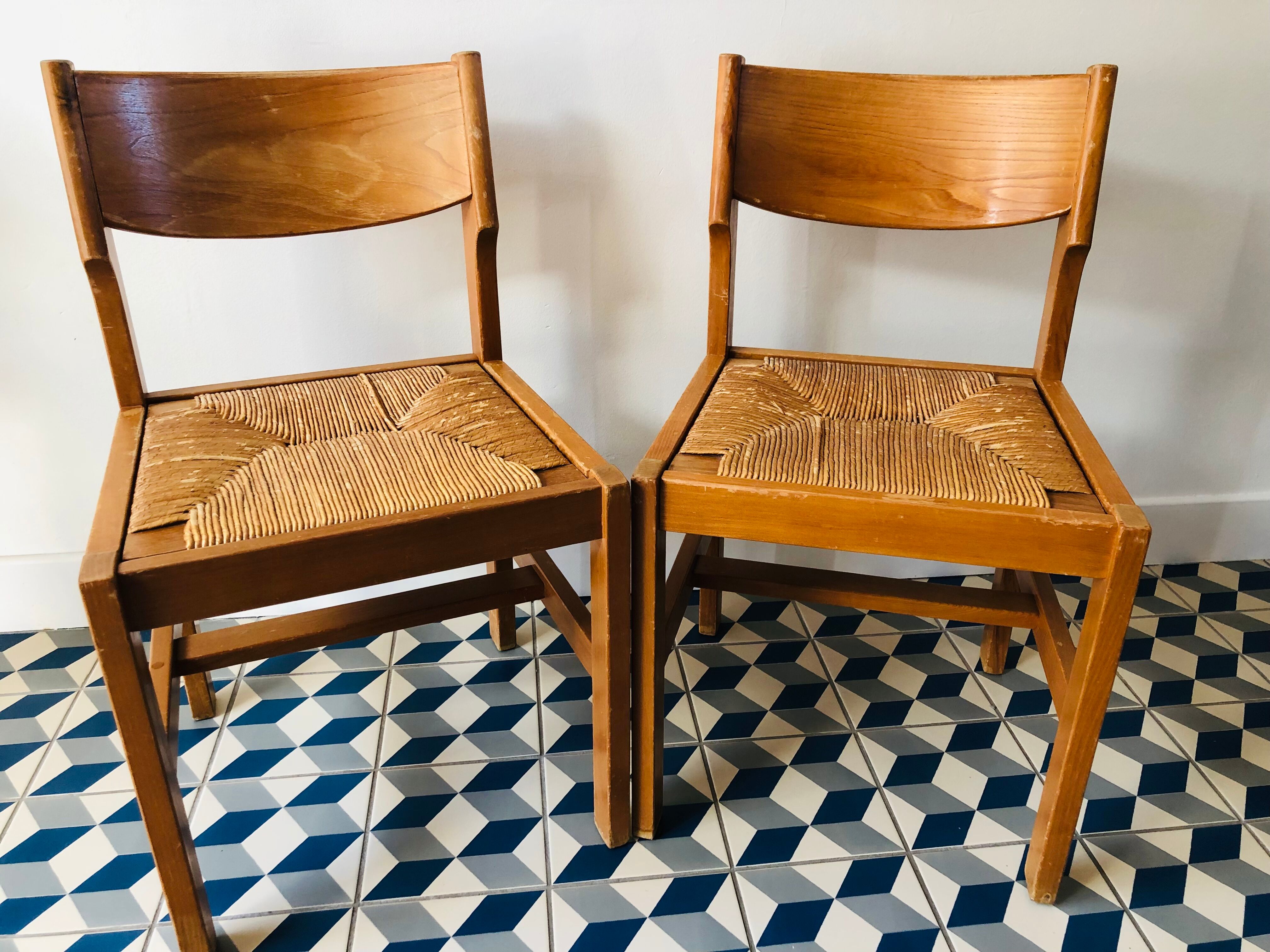 4 vintage pine chairs sitting straw