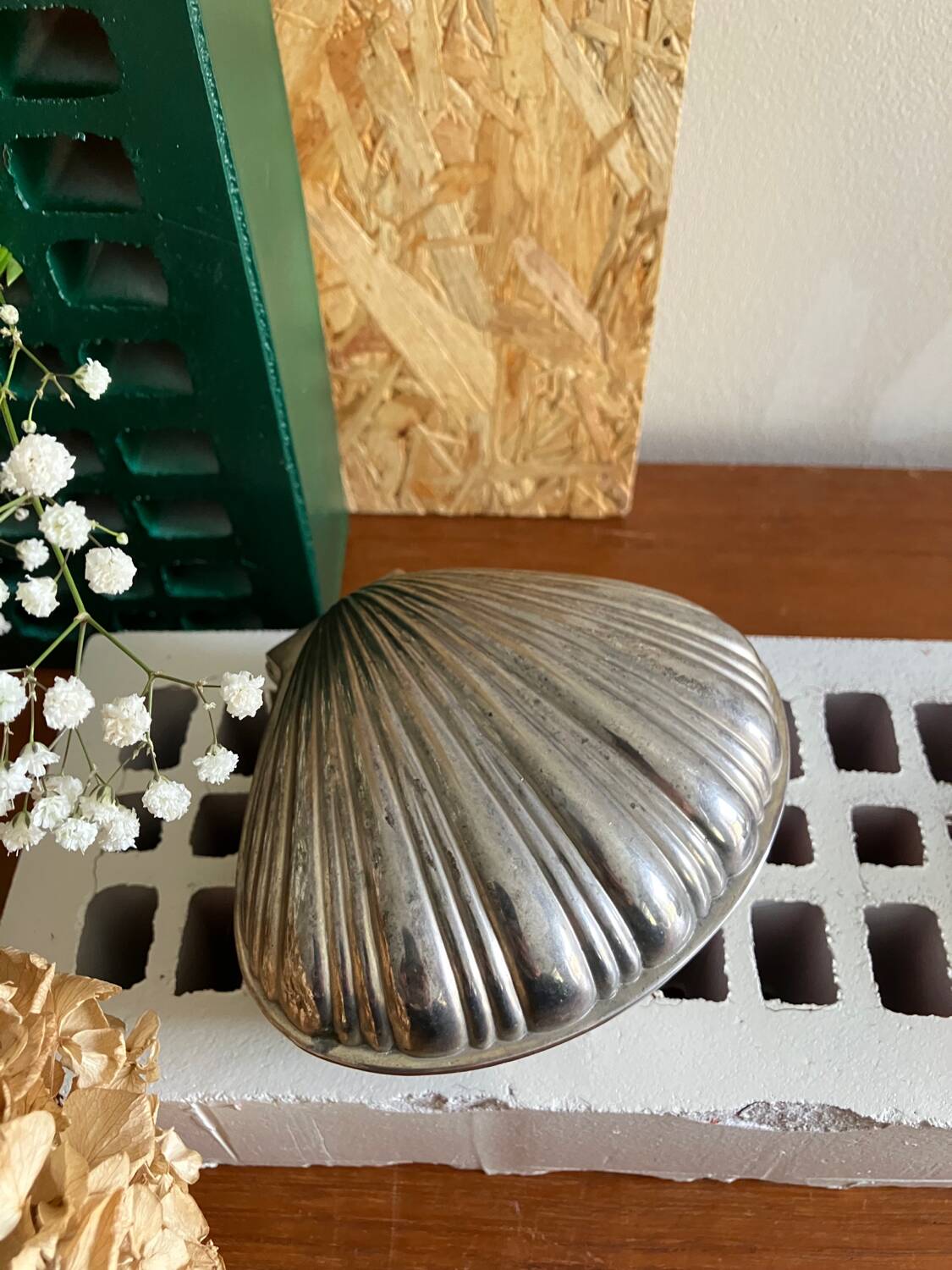 Shell jewelry box