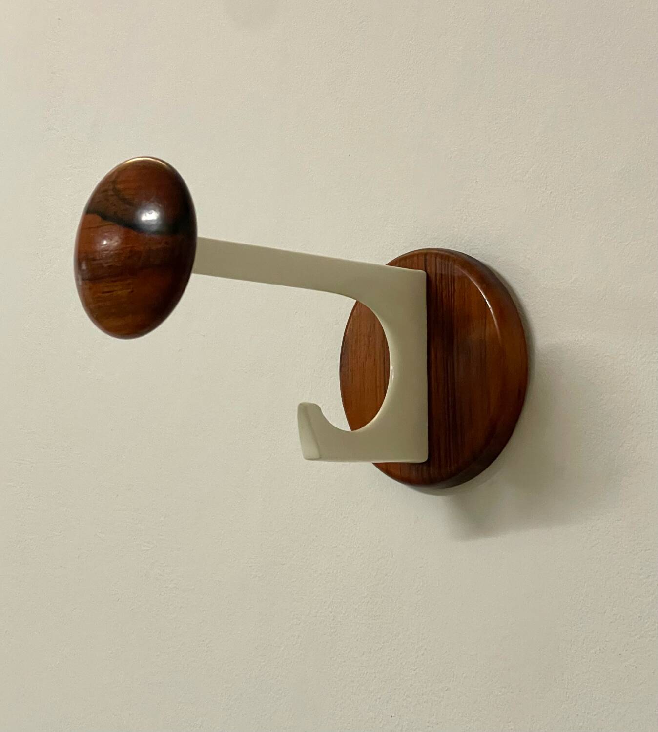 Patère danoise en palissandre, 1950