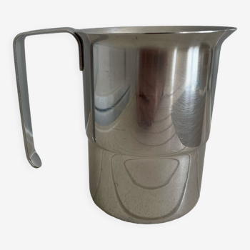 Stainless steel water pitcher