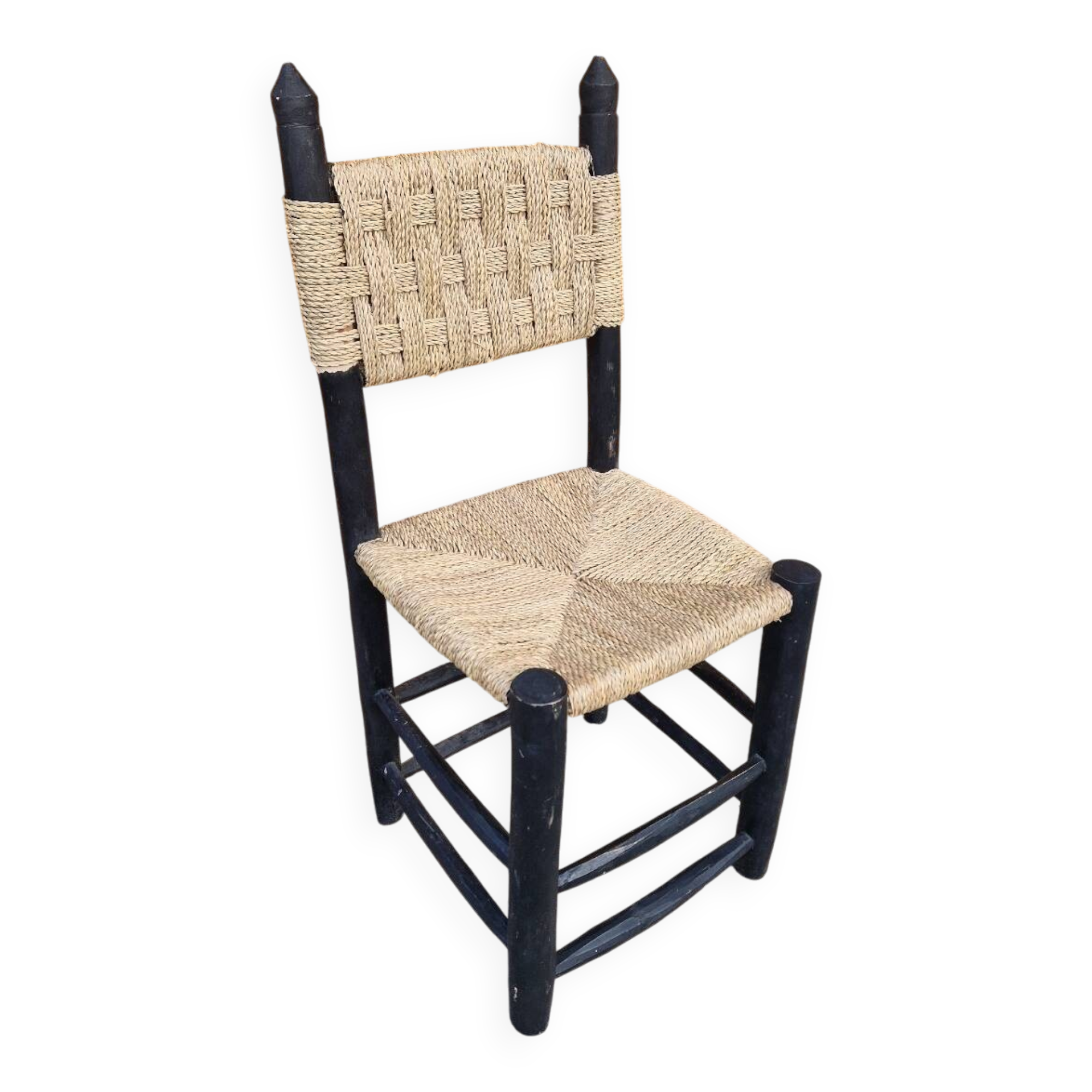 Brutalist straw-filled peasant chair