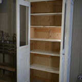 Showcase 2 doors mesh in fir 1930 patinated white