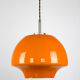 Suspension en verre orange du milieu du siècle