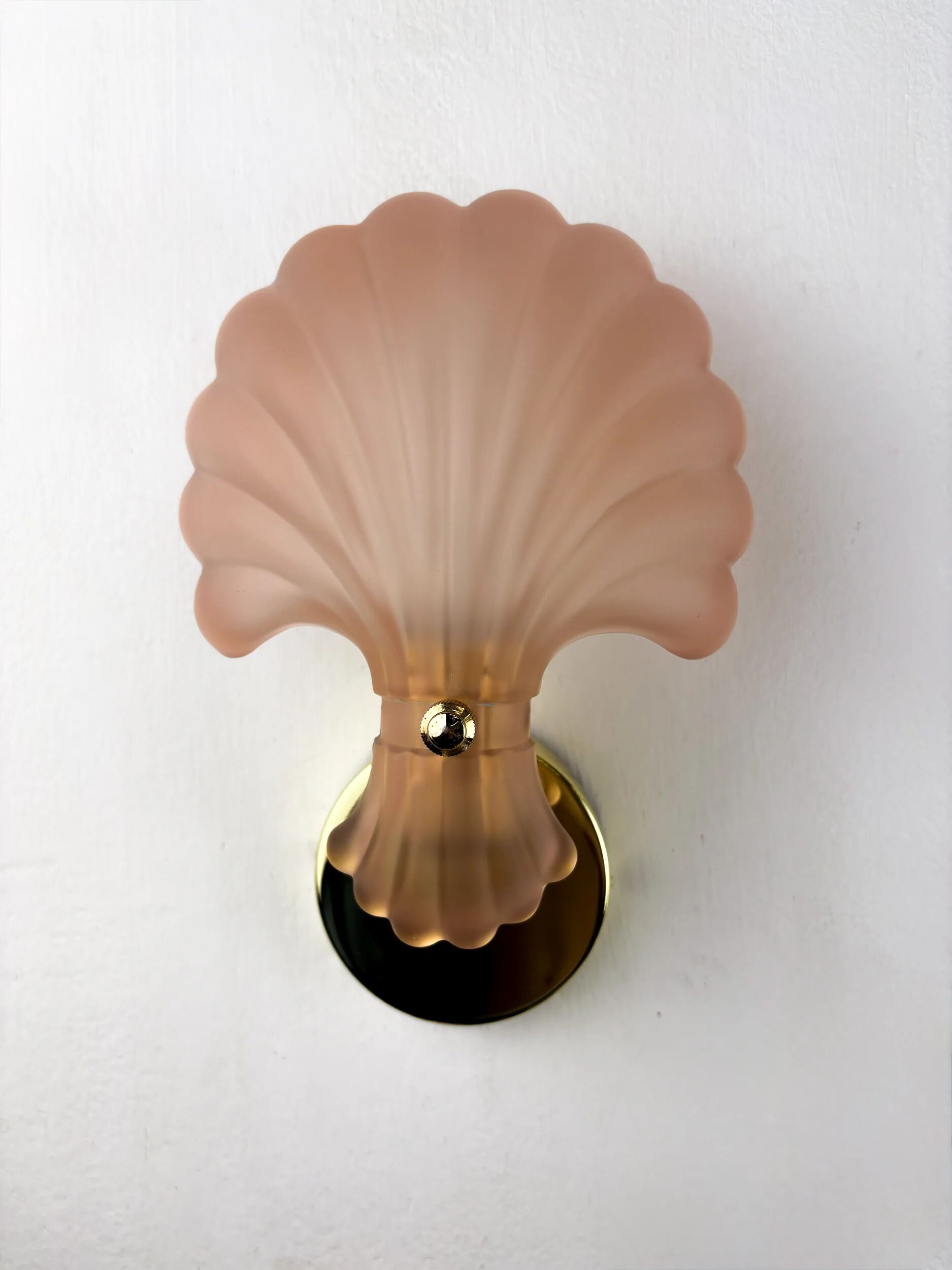 French Art Deco shell wall sconce – amber glass, 1970s
