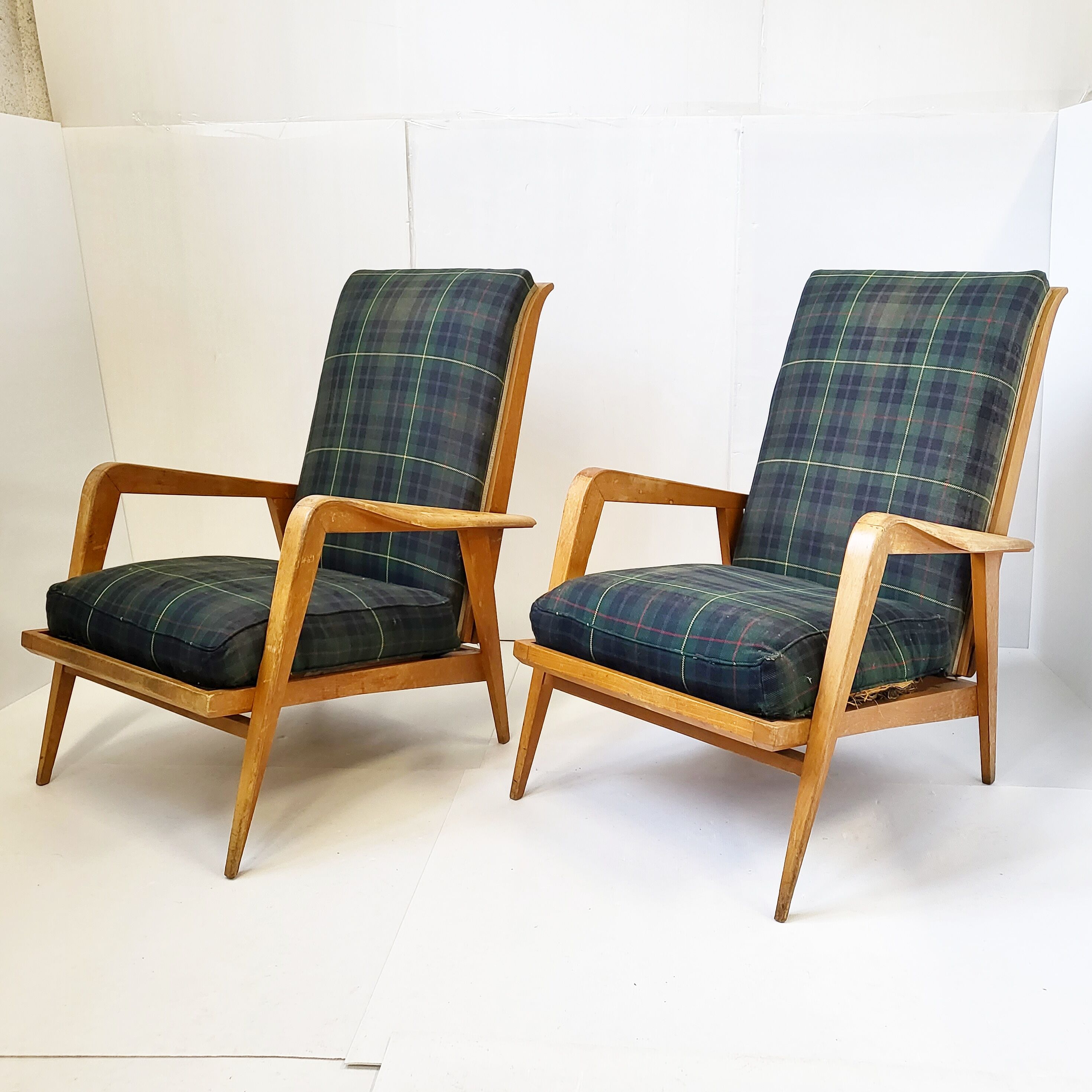 Paire de fauteuils SK140 de Etienne-Henri Martin Steiner