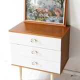 Vintage white chest of drawers