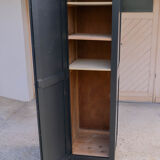 Armoire parisienne