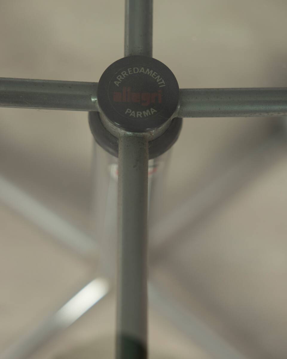 Table vintage années 70 en métal chromé design allegri