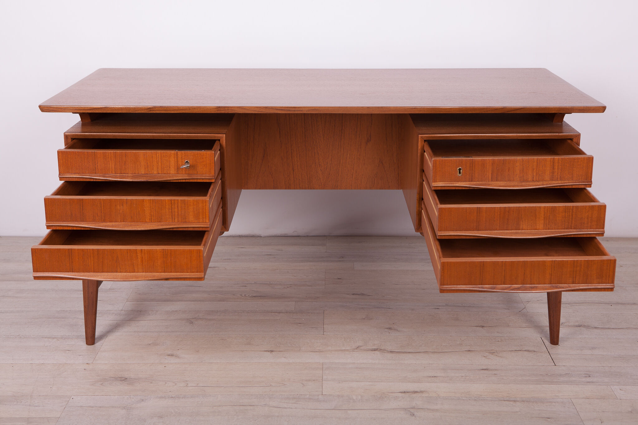 Mid-Century Freestanding Teak Desk, 1960s