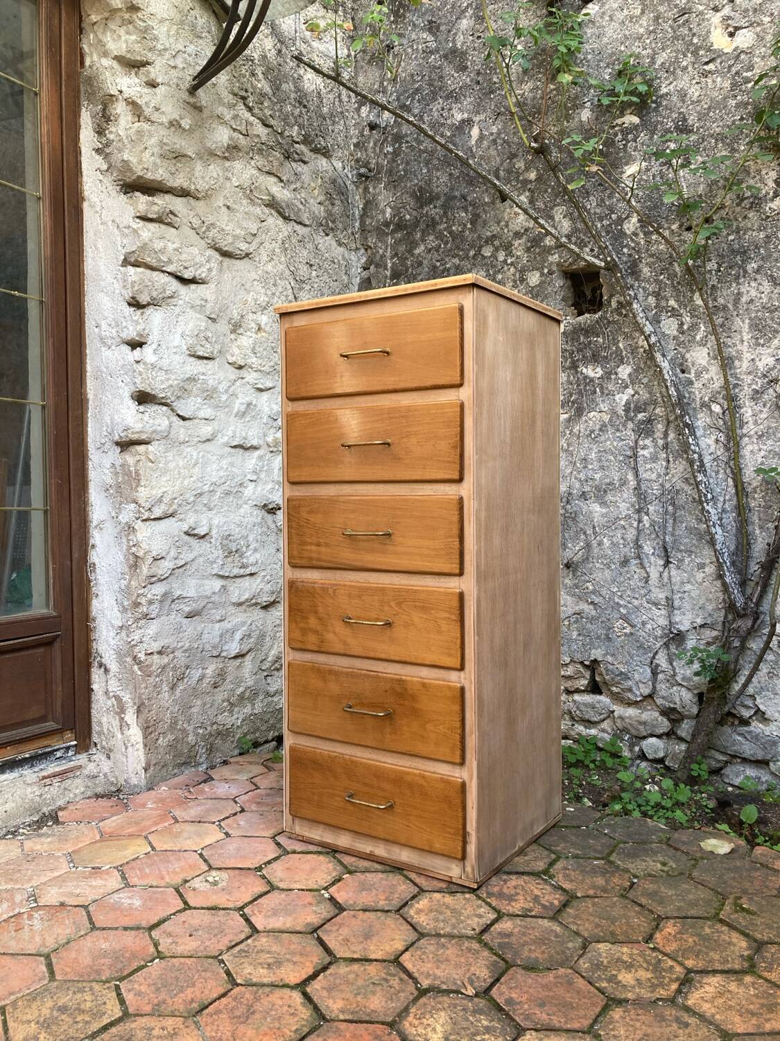 Vintage chest of drawers
