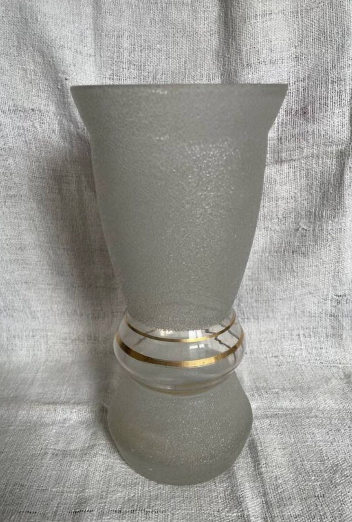 Granulated glass vase