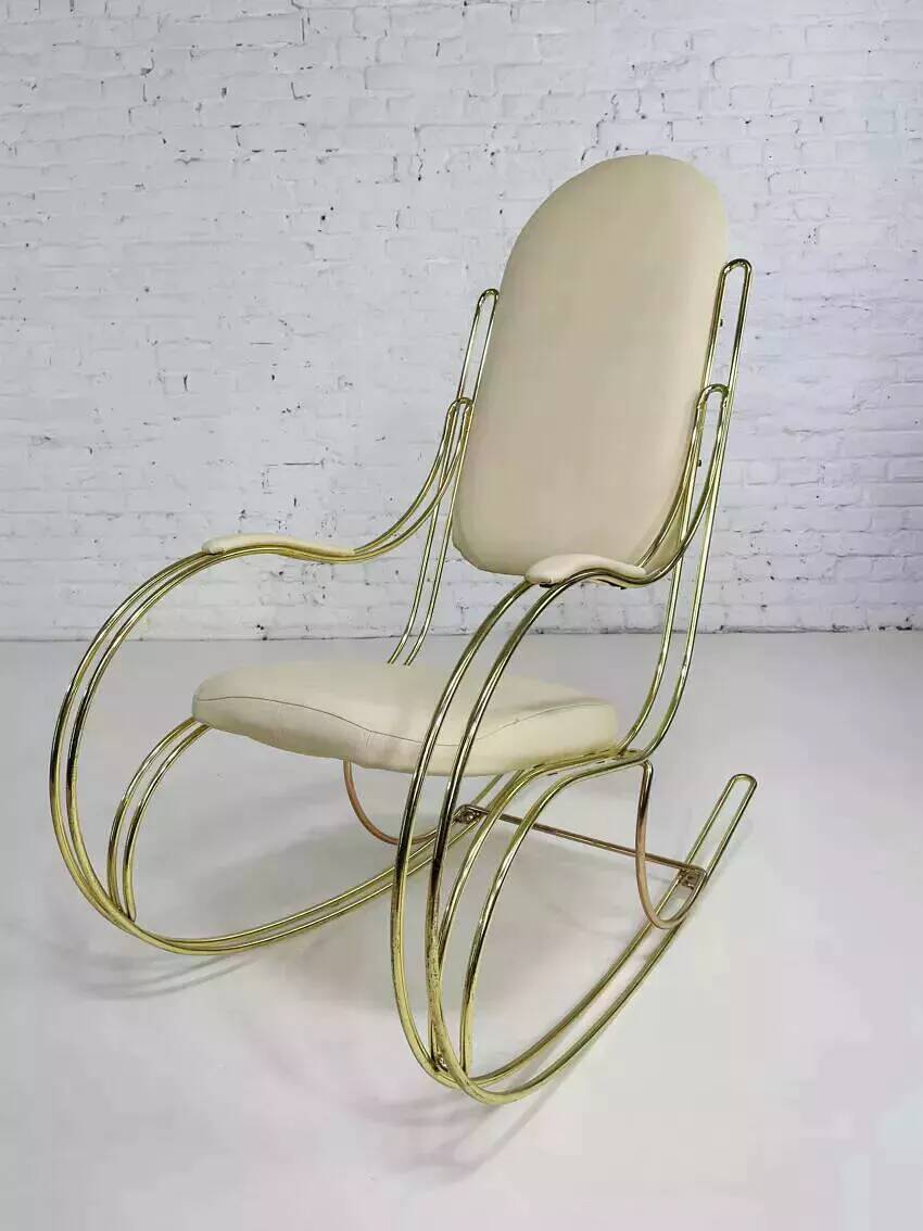 1960s rocking chair in brass and ecru imitation leather