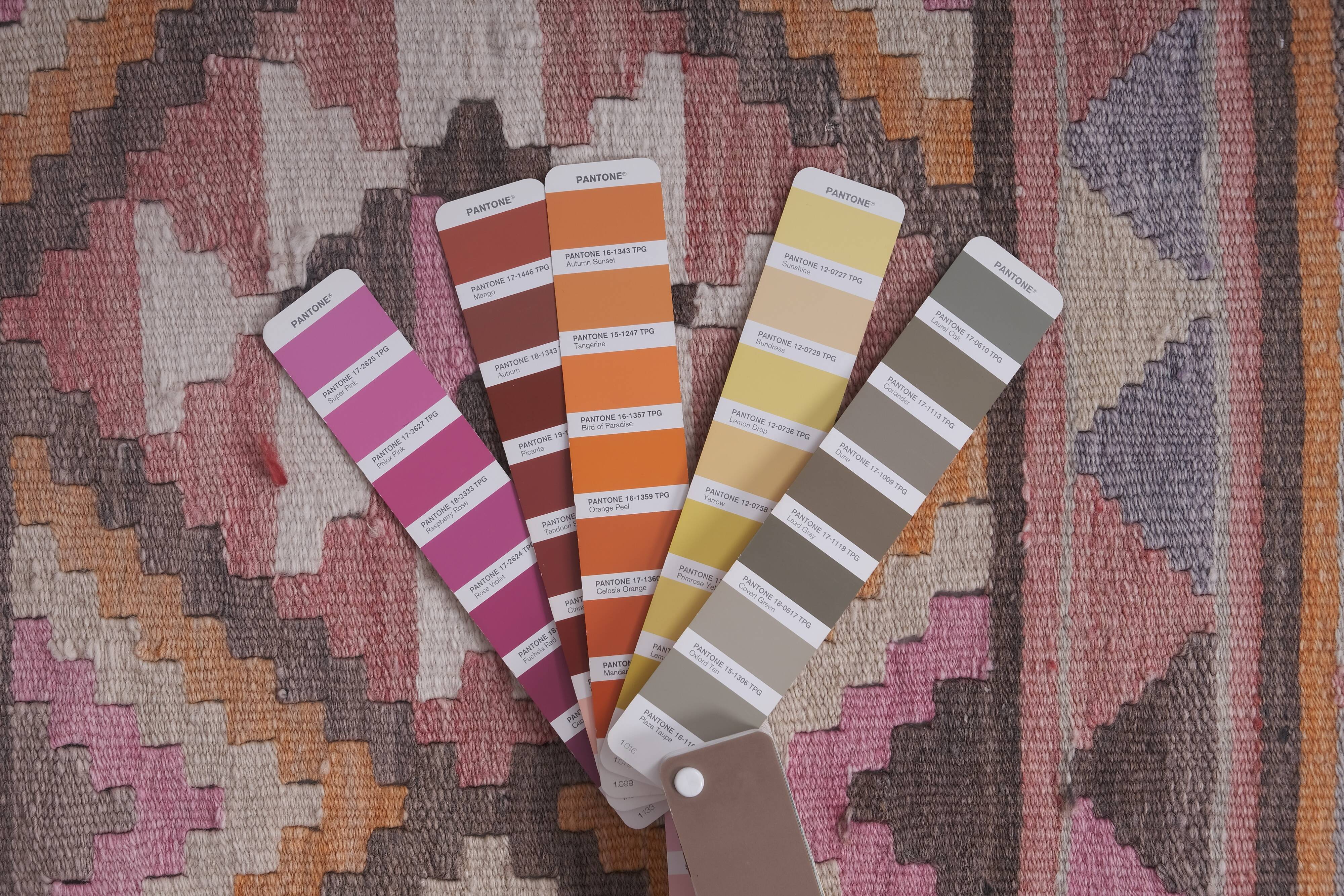 Vintage Turkish rug from Oushak, handwoven 70x710 cm