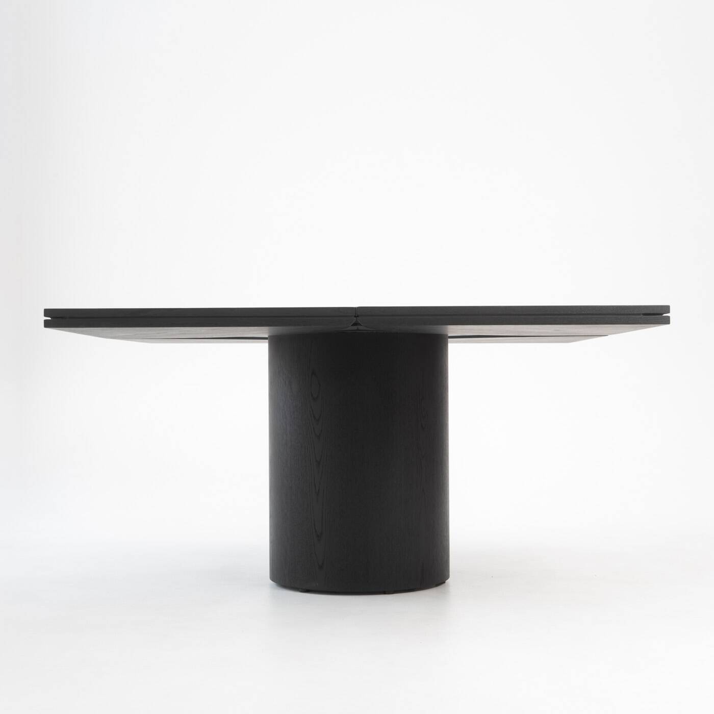 Table ronde/carrée en chêne noir