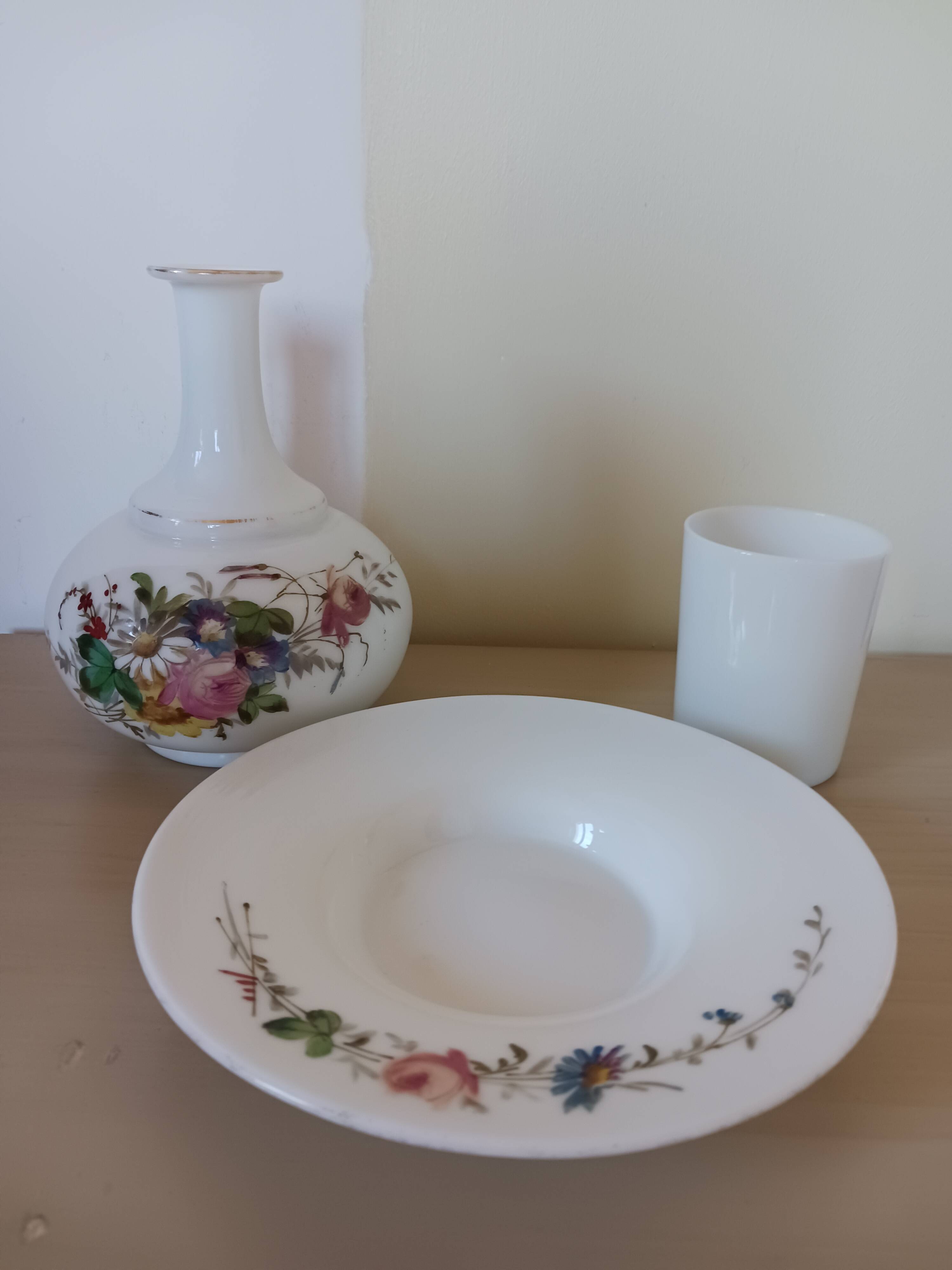 Antique night carafe, in opaline, with its glass and plate.