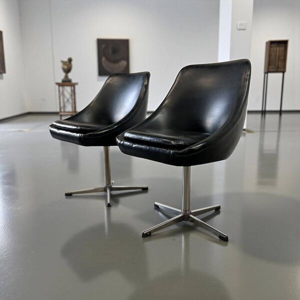 Chaise coque vintage noire / chaise sur pied étoile