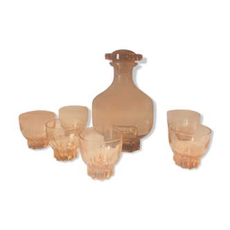 Set of carafe and its six small glasses