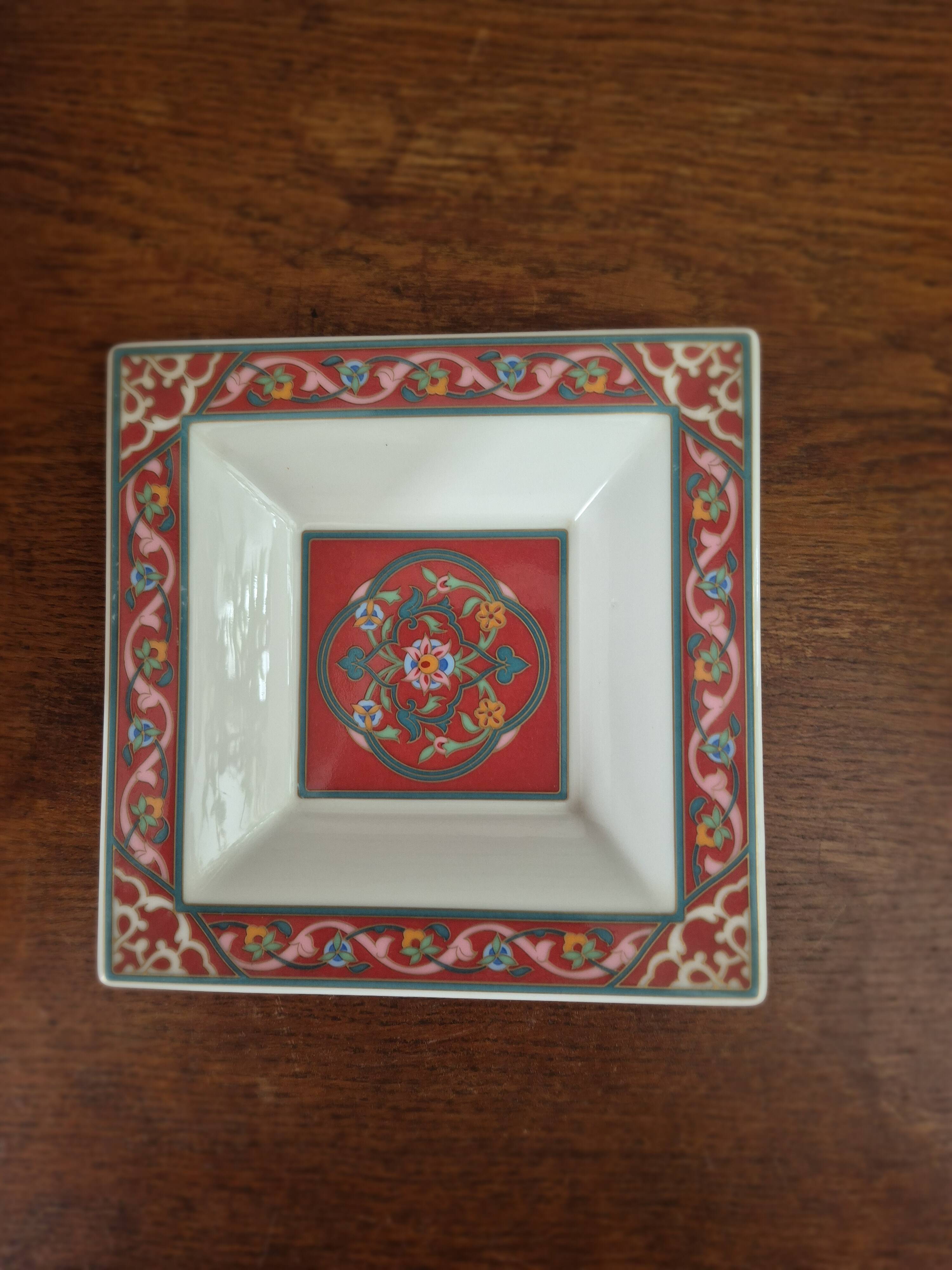 "Singapur" pocket emptier by Paloma Picasso for Villeroy & Boch 90s