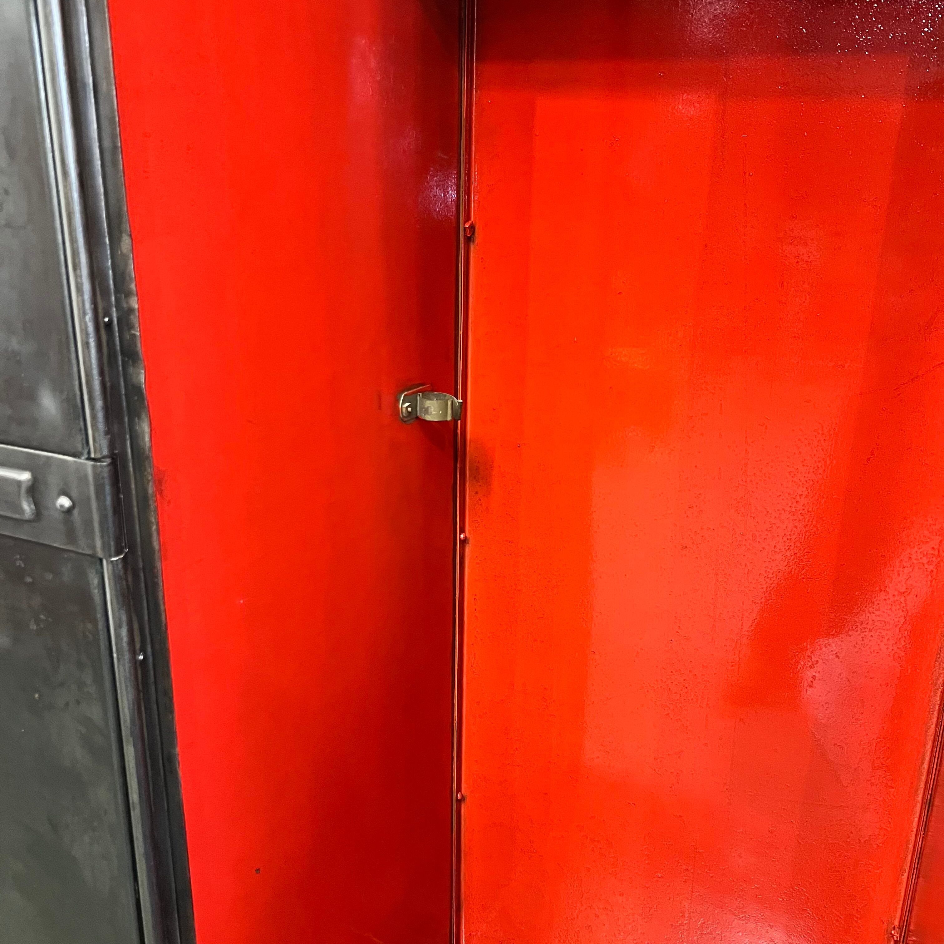 Wardrobe Strafor 1930