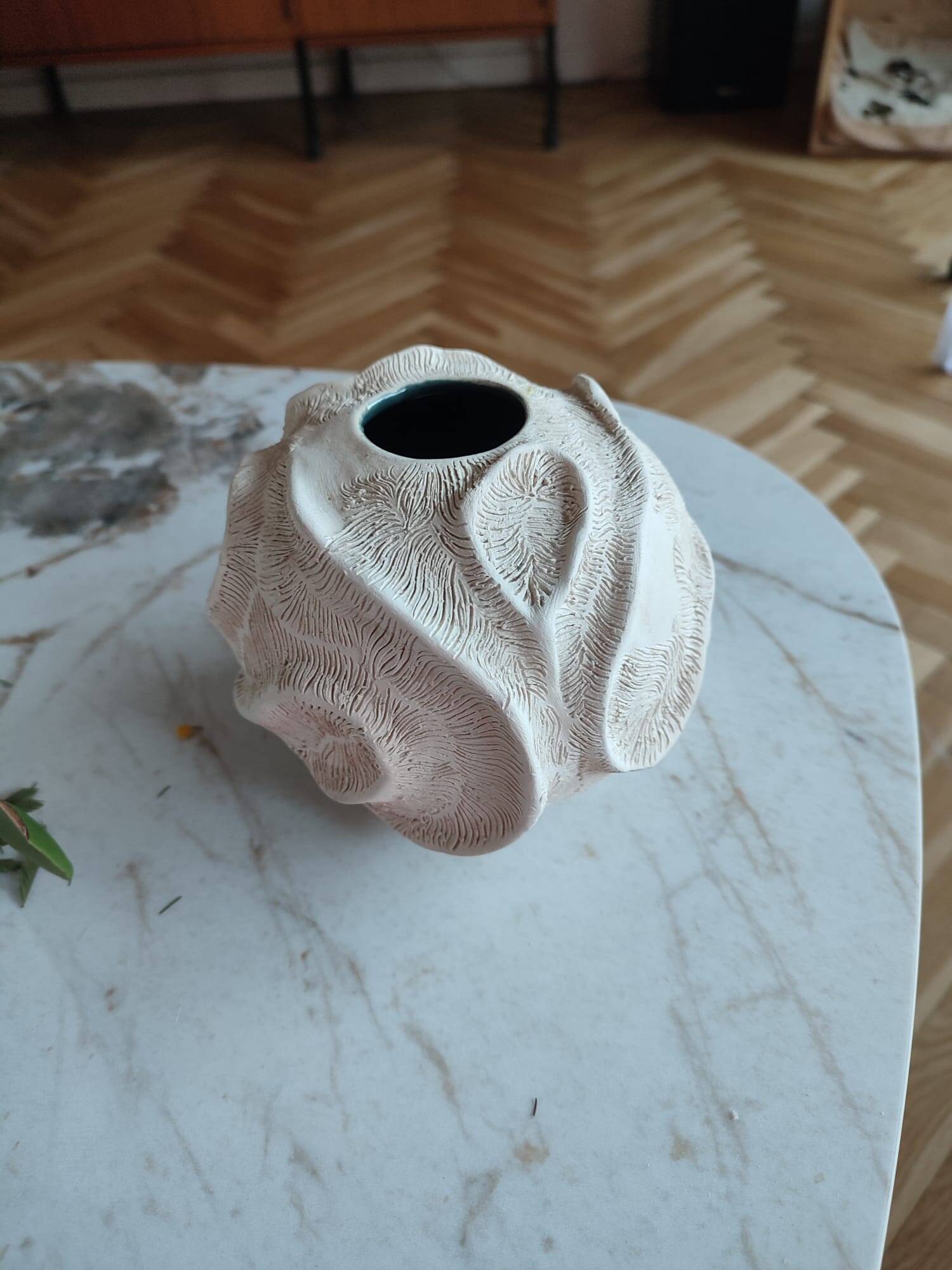 Round matte ceramic vase