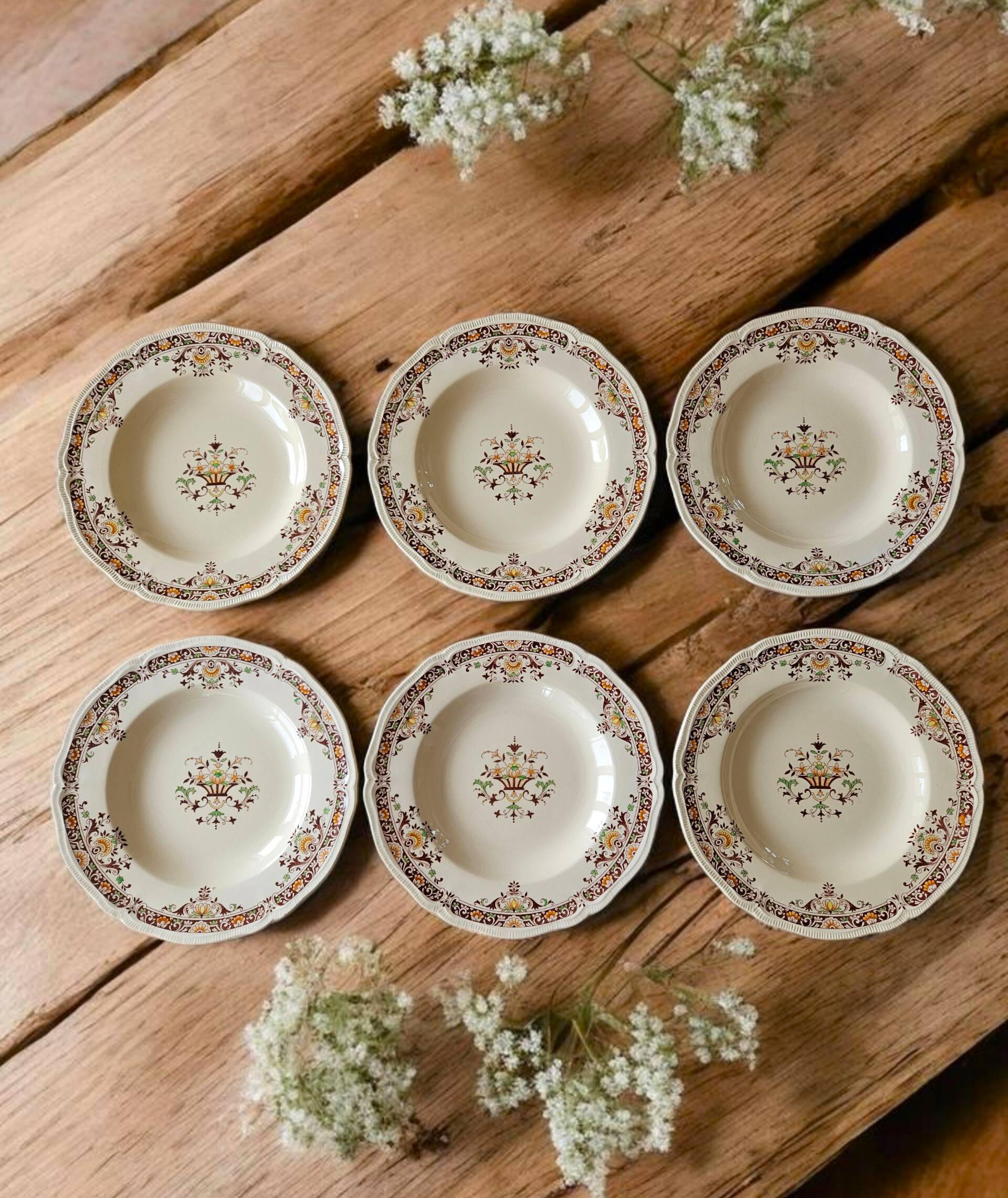 6 antique semi-deep plates in Longchamp earthenware.