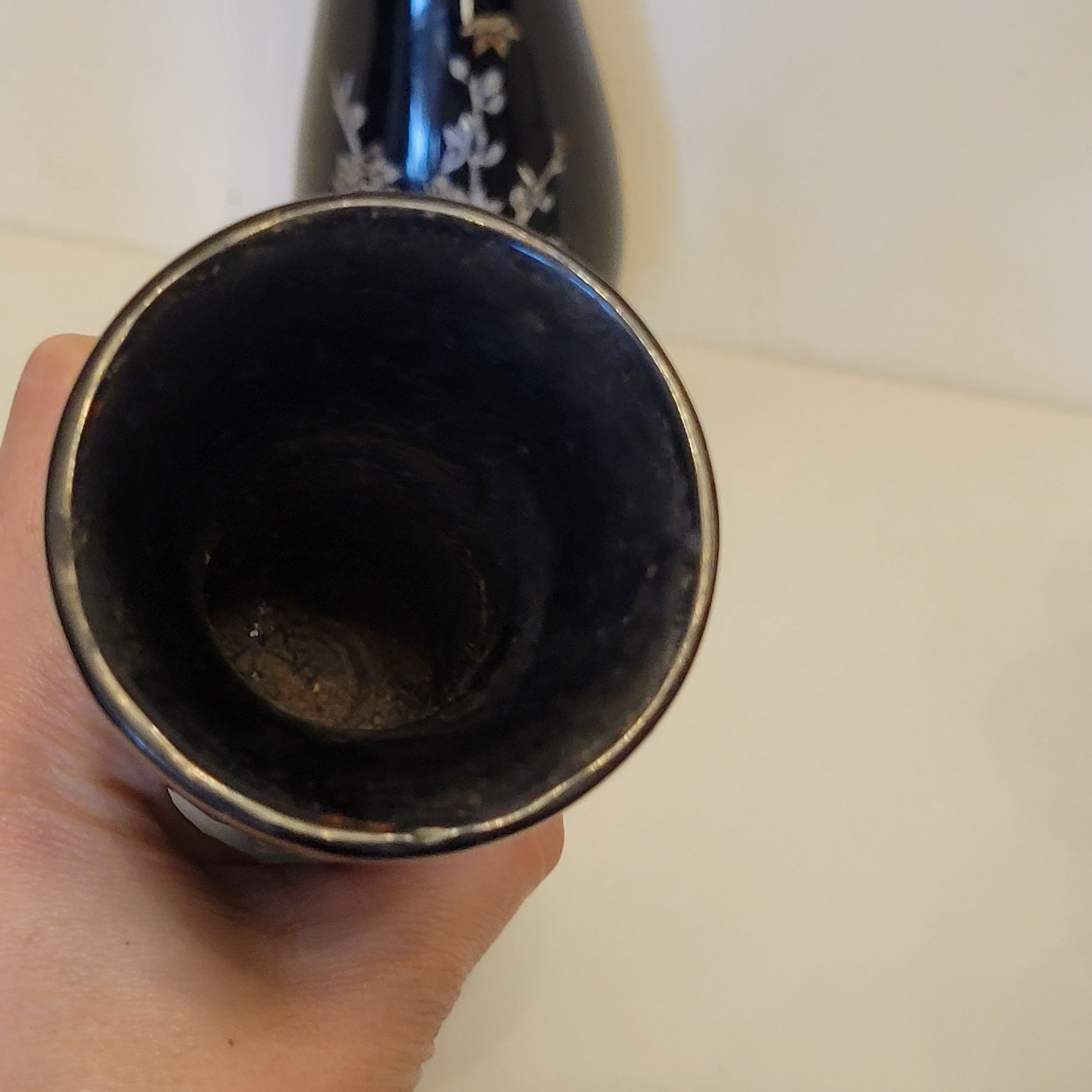 5 Vietnam vases black lacquered wood and mother-of-pearl inlays