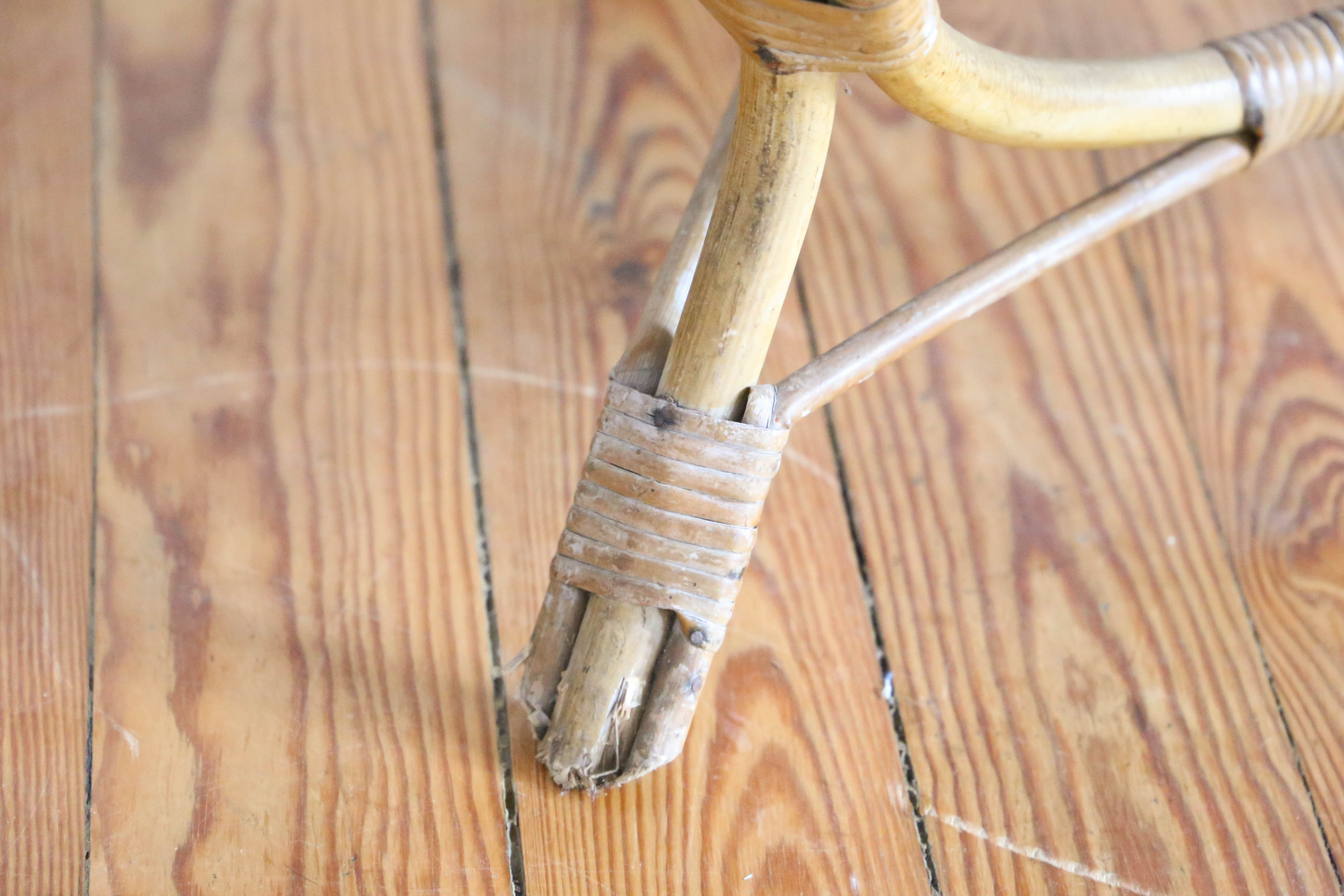 Nice rattan coffee table, vintage