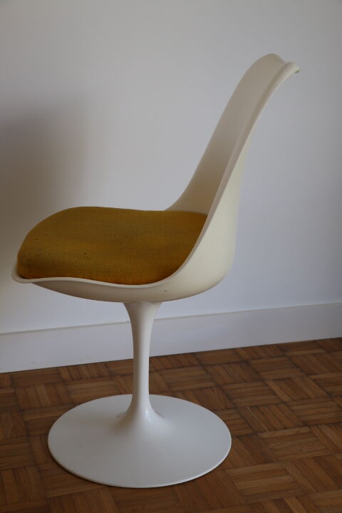 Tulip chair by Eero Saarinen 60s/70s