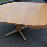 Baumann table in white wood