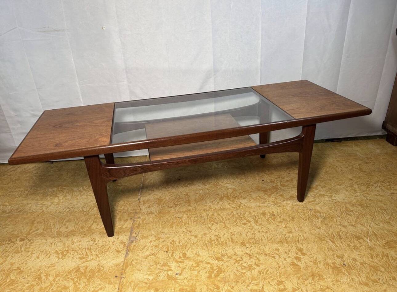 Mid century retro vintage teak coftee table by GPlan "Mad Man" 1960 Mi