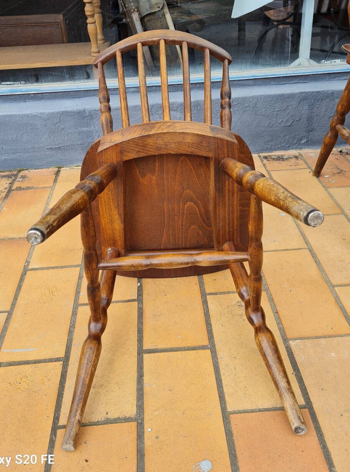 Baumann Tacoma model / series of 12 western chairs: Nordic-inspired design