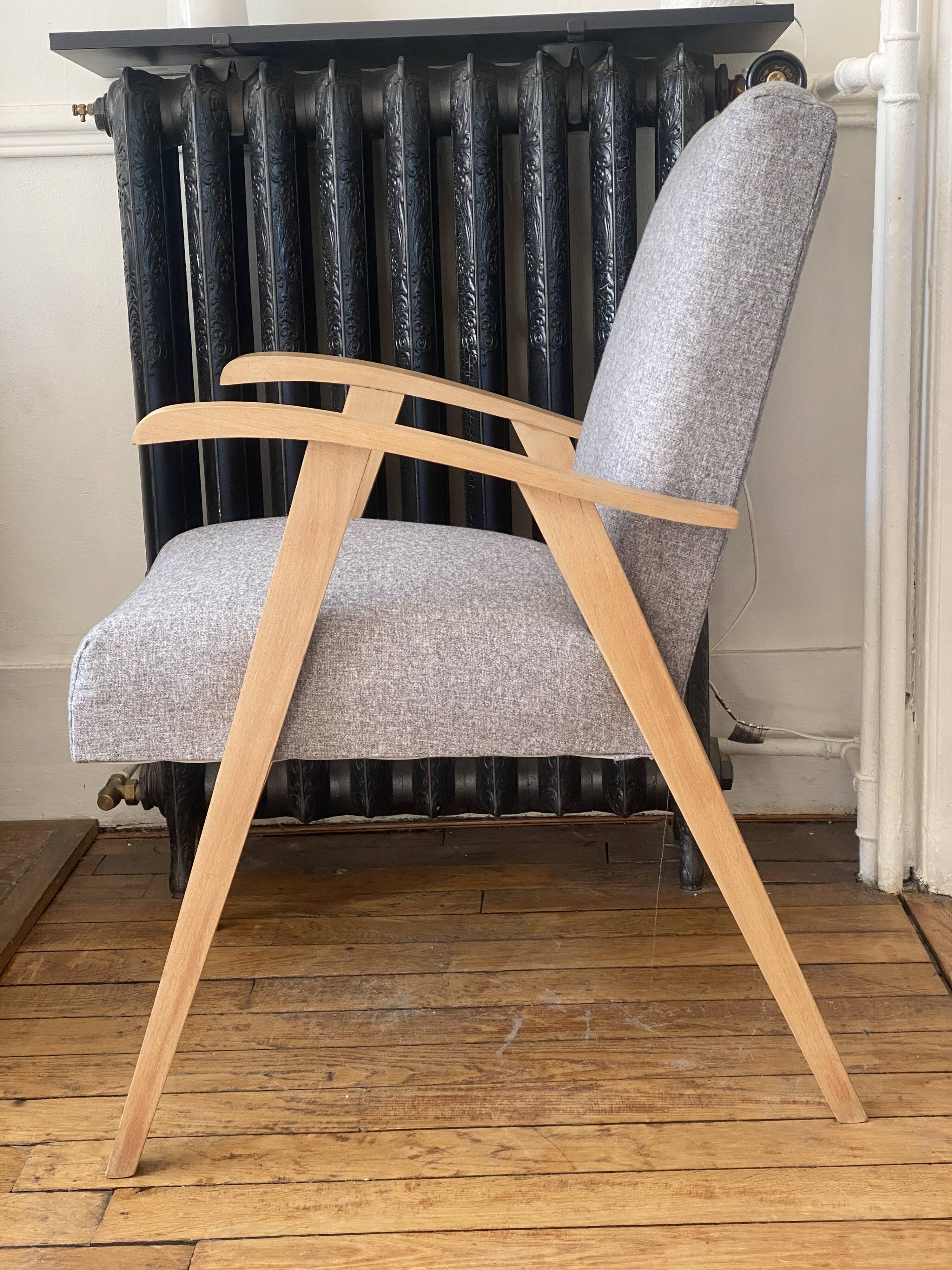 Scandinavian armchair compass feet 50