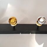 Applique 4 lumières orientables en métal noir et douilles en laiton doré