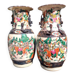 Paire de grands vases