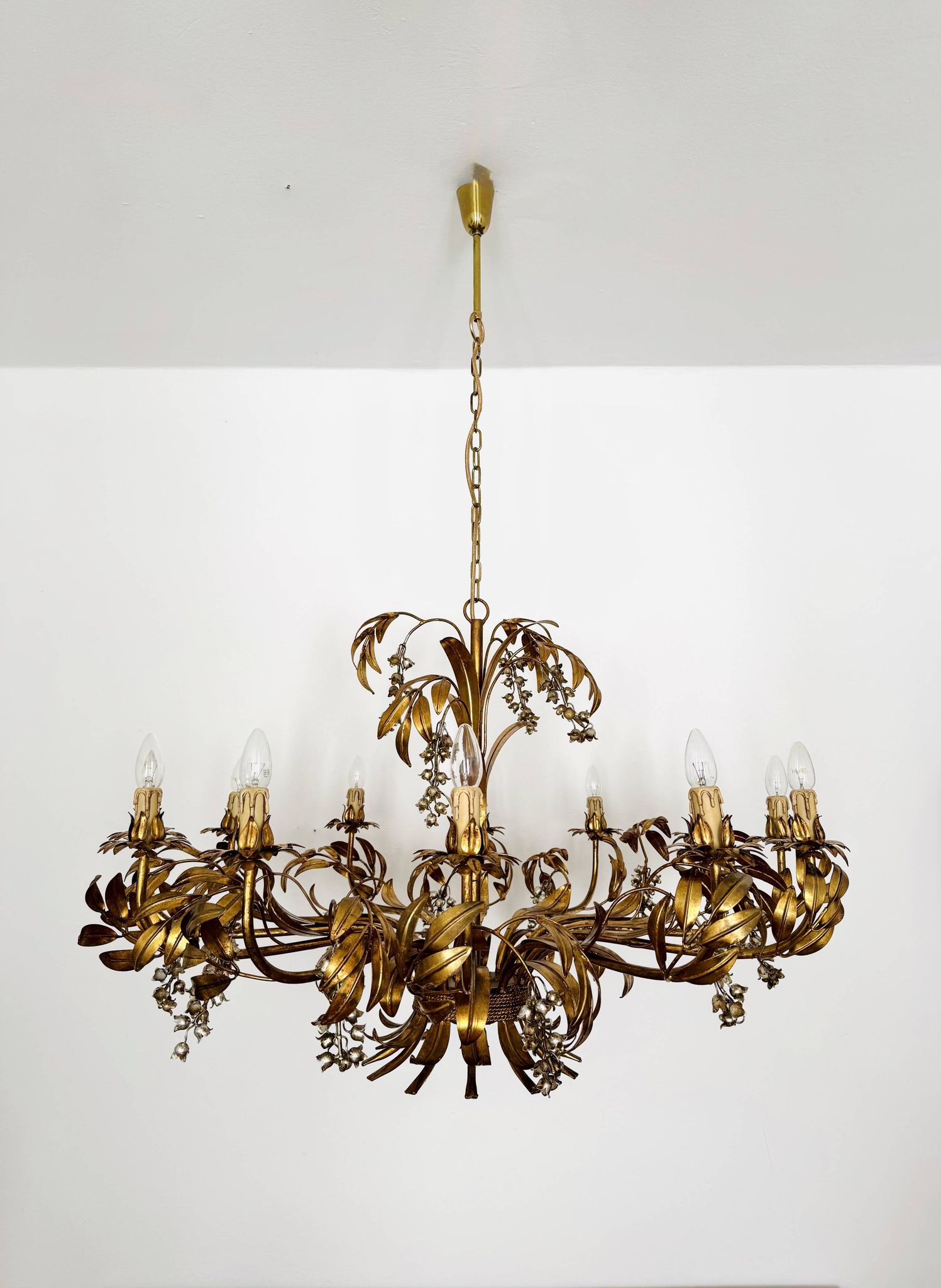 Stunningly Large Italian Hollywood Regency Chandelier by Hans Kögl