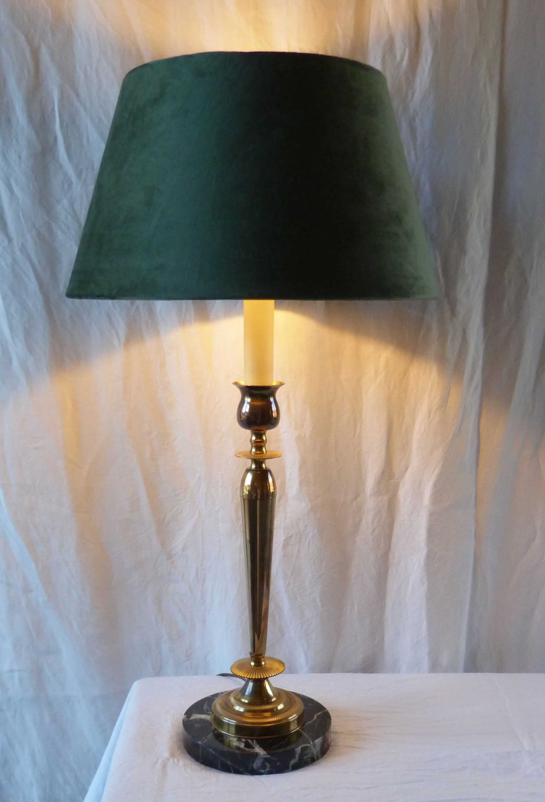 Table lamp