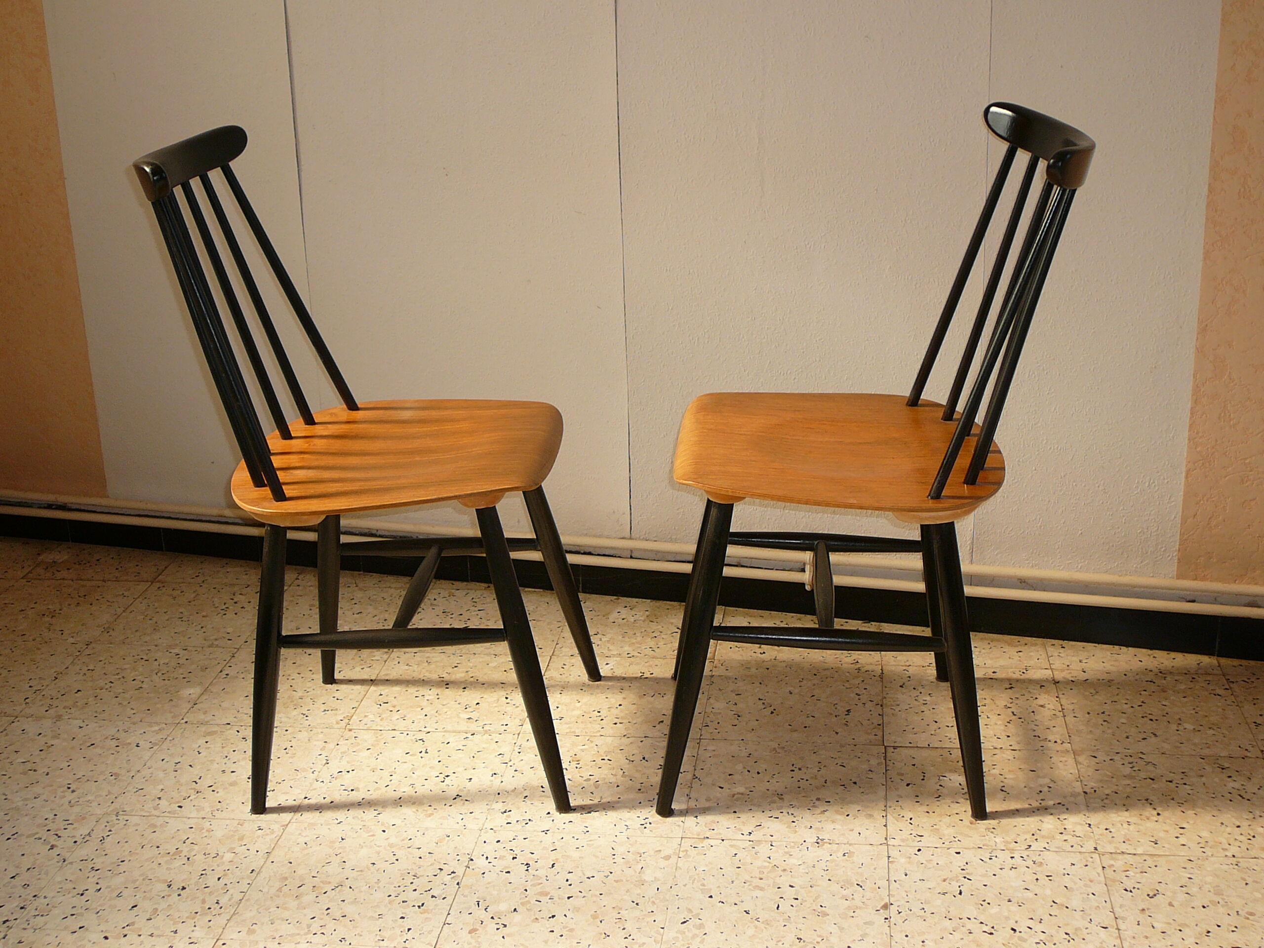 Paire de chaises scandinave Fanett par Ilmari Tapiovaara
