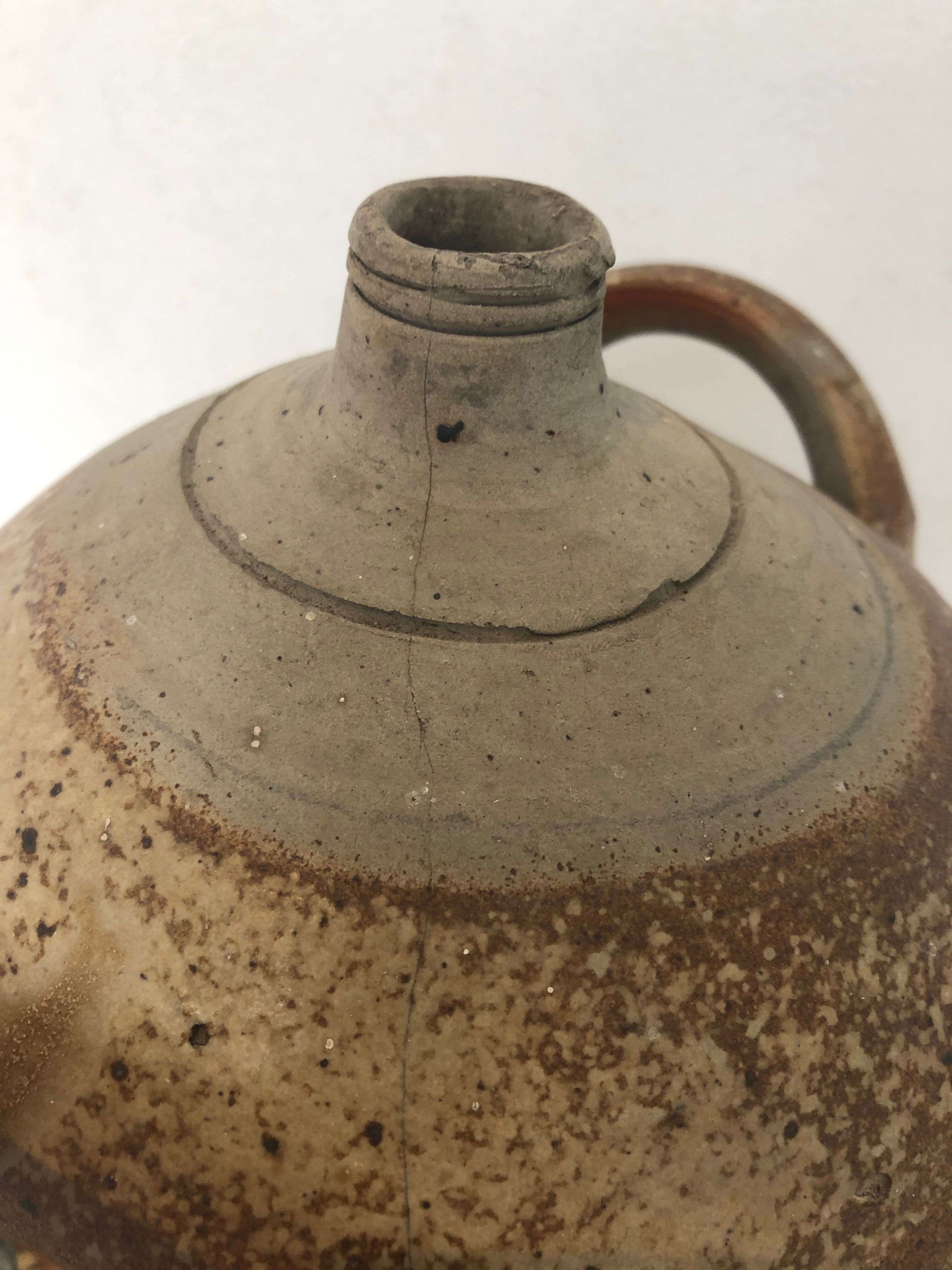 Jug with sandstone handles, 1970