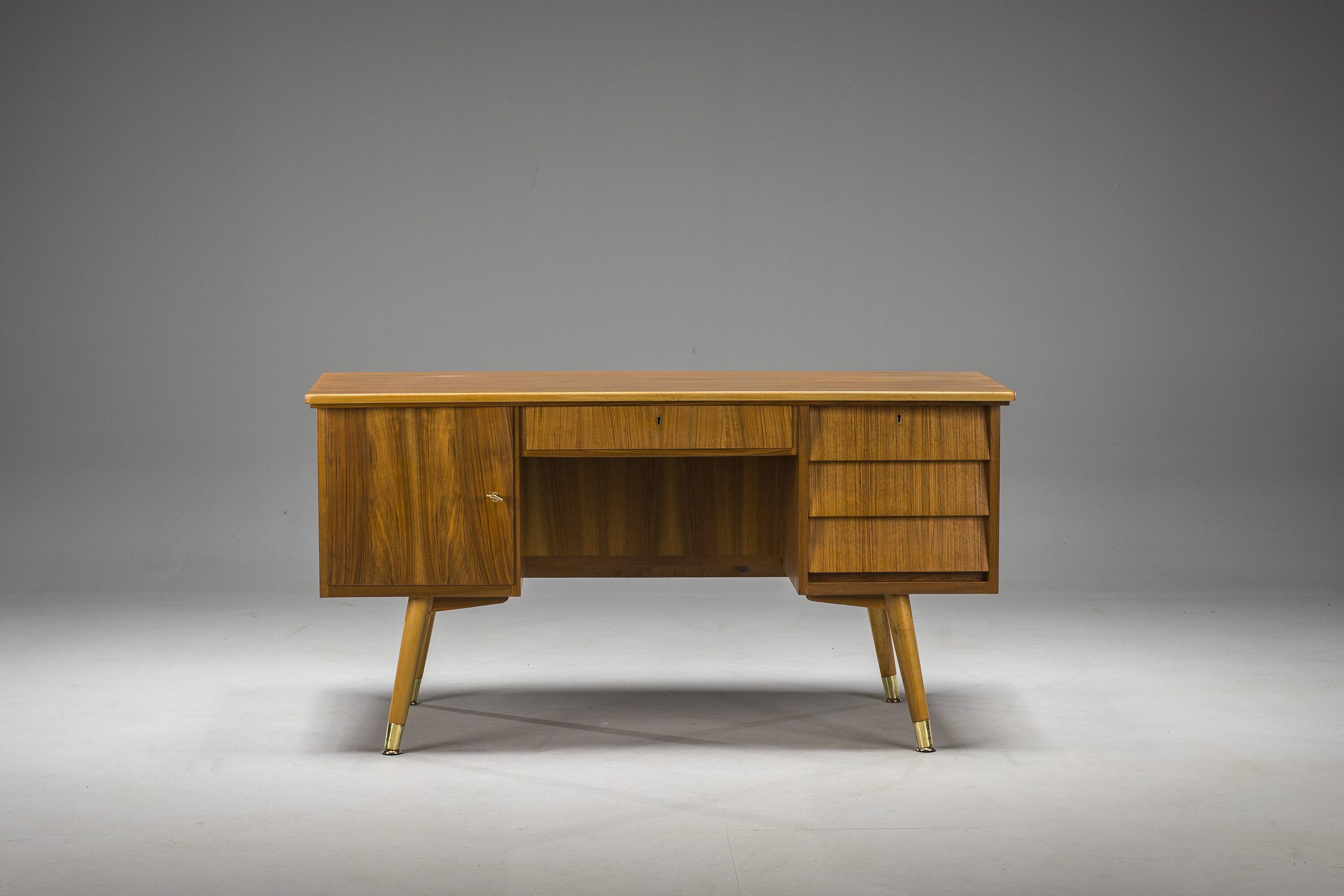 Freestanding Desk in Walnut, 1960s