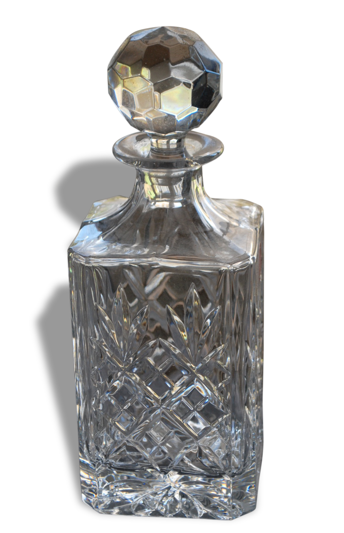 Carafe carrée en cristal gravé