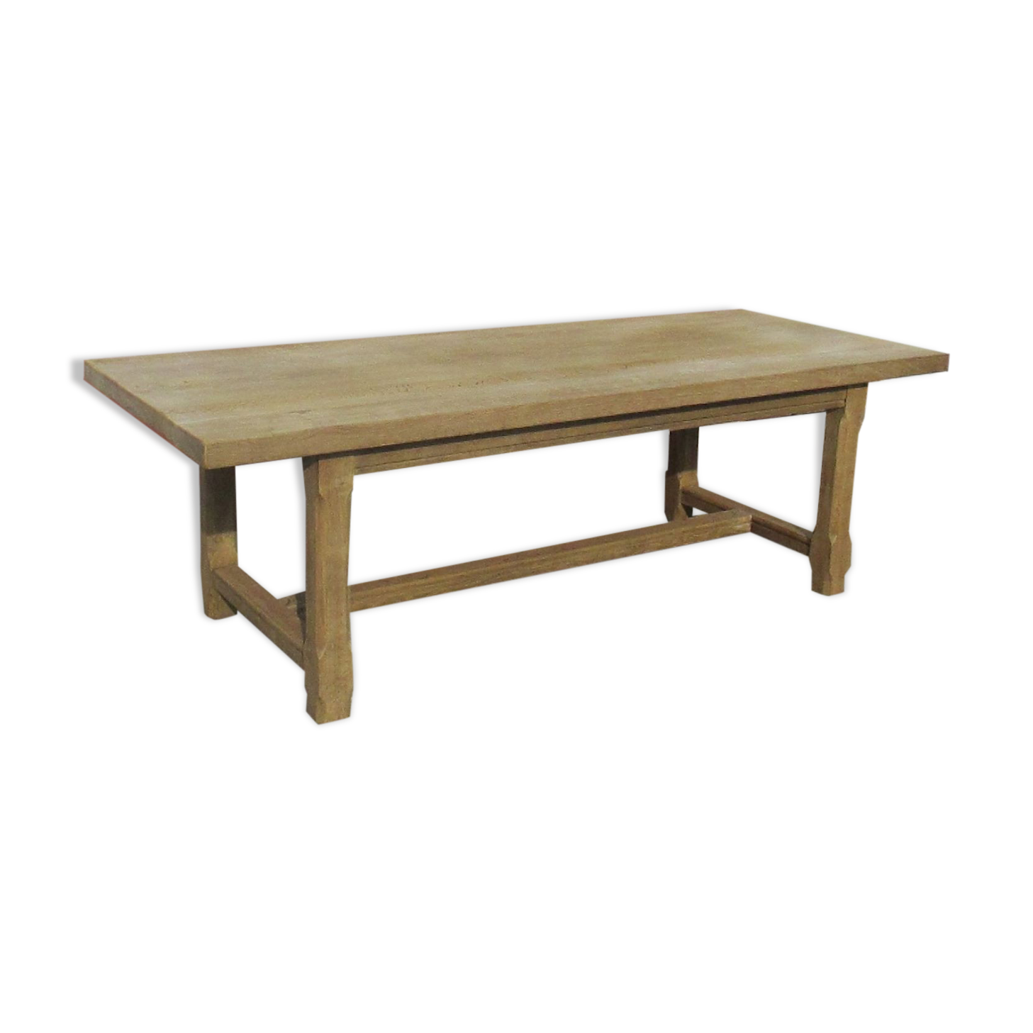 Farm table in washed oak