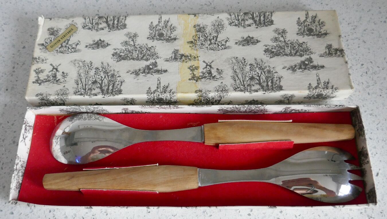 Old salad cutlery