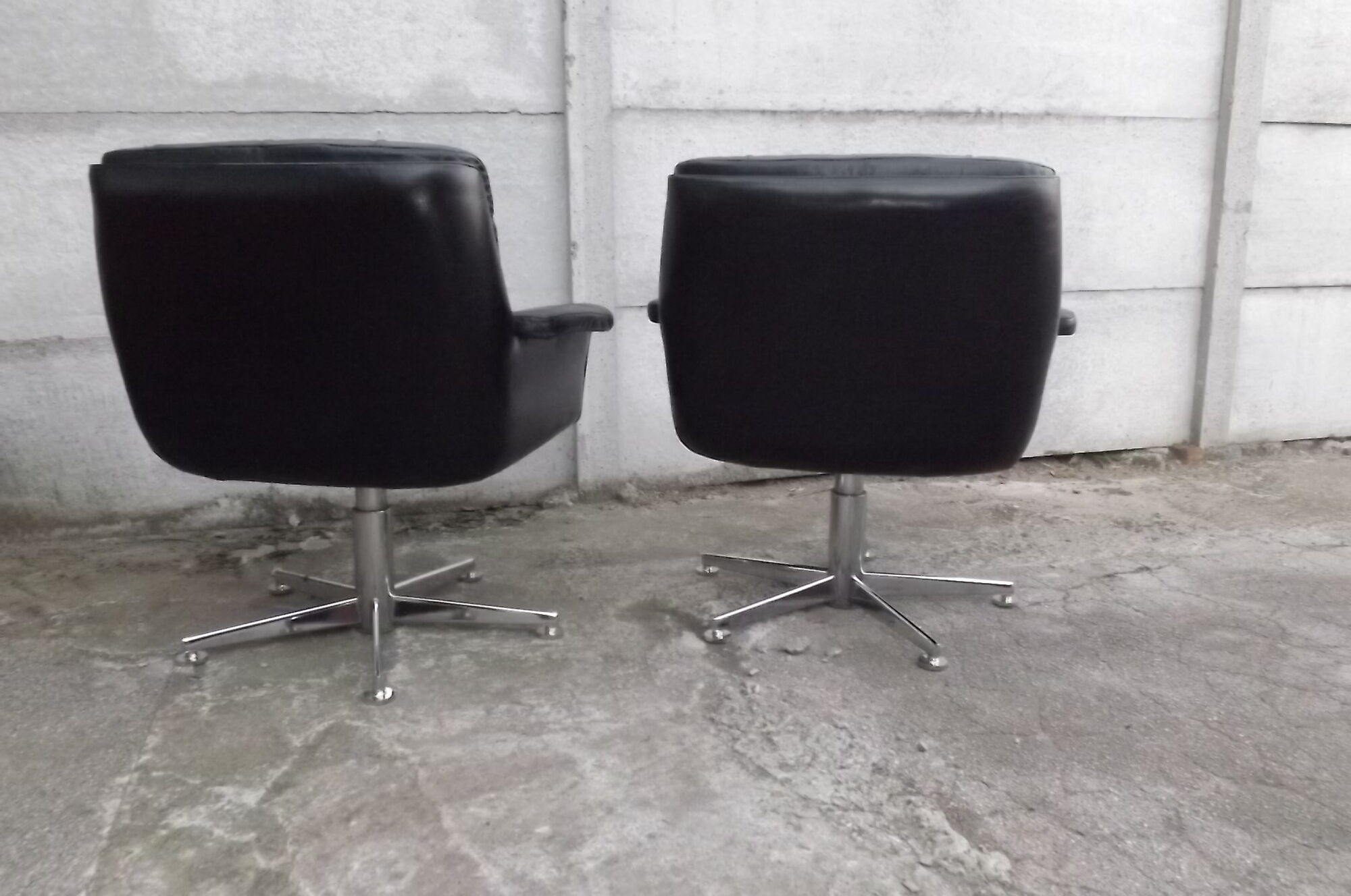 Pair of bridge armchairs from Airborne around 1965