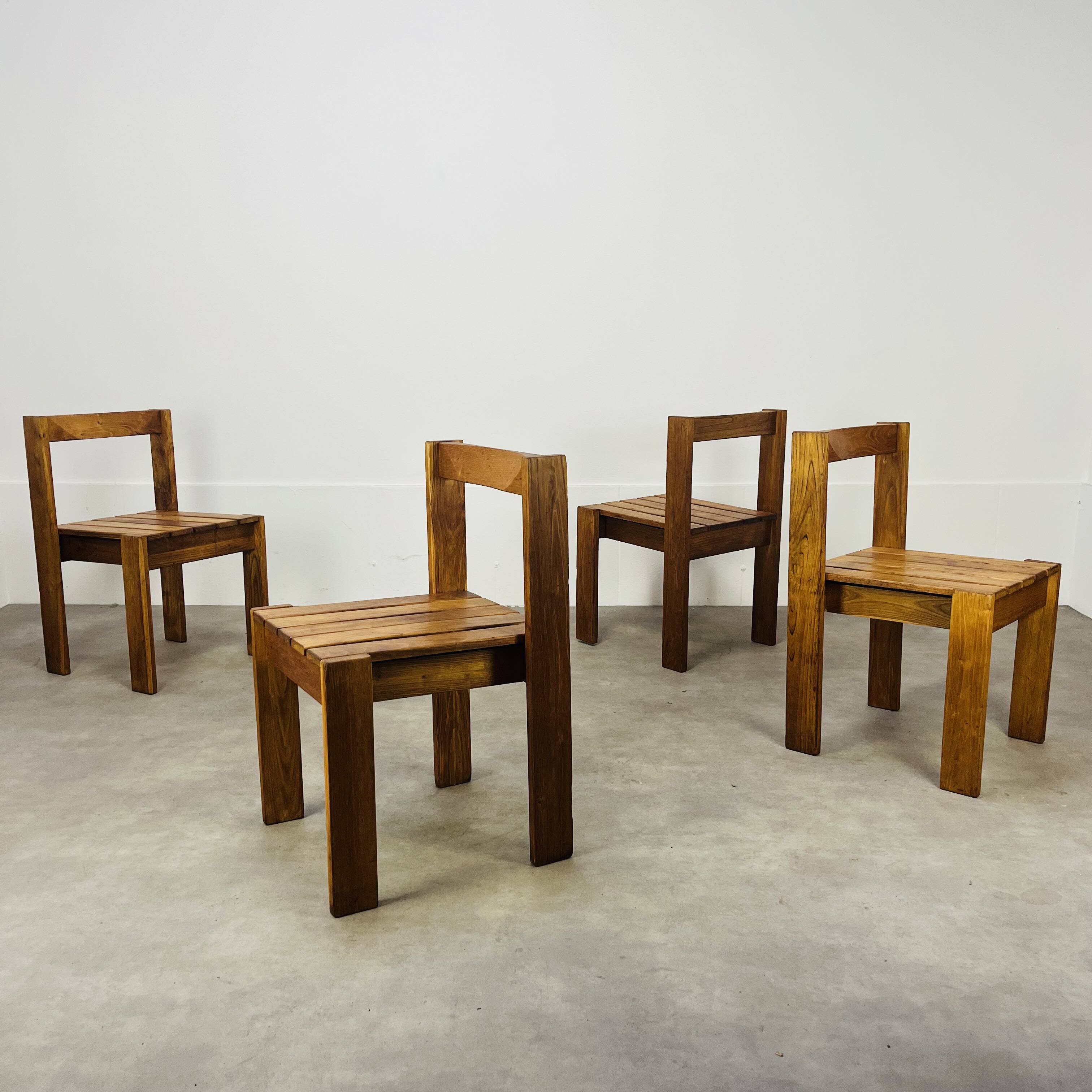 4 minimalist pine chairs Les Arcs, 1960s