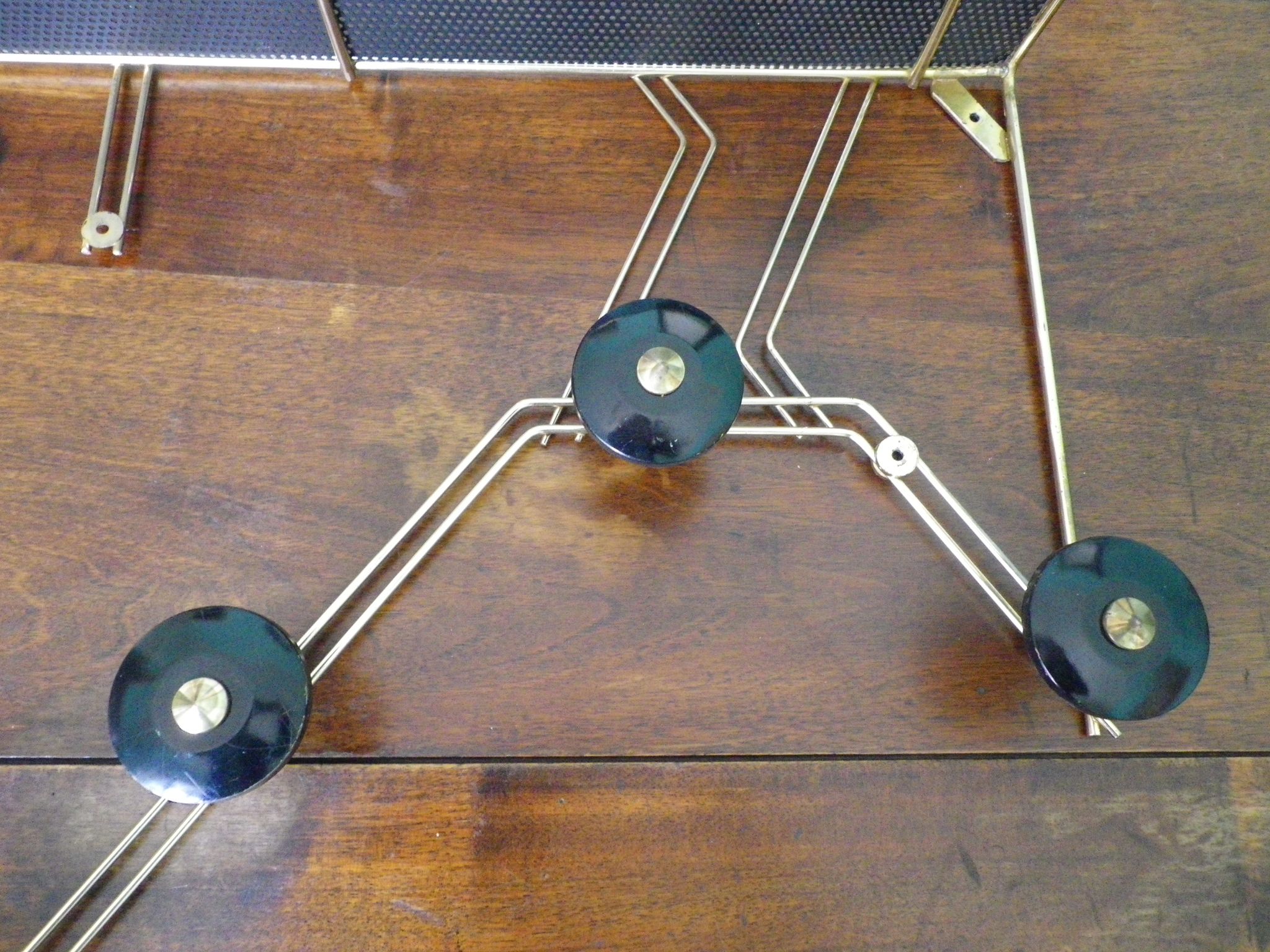 Wall coat rack